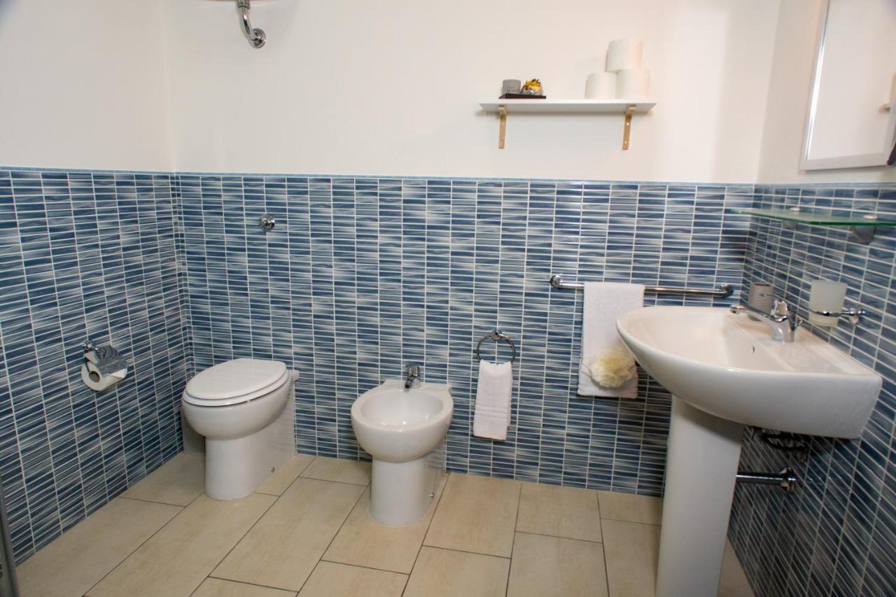 La Residenza B&B Giba 外观 照片